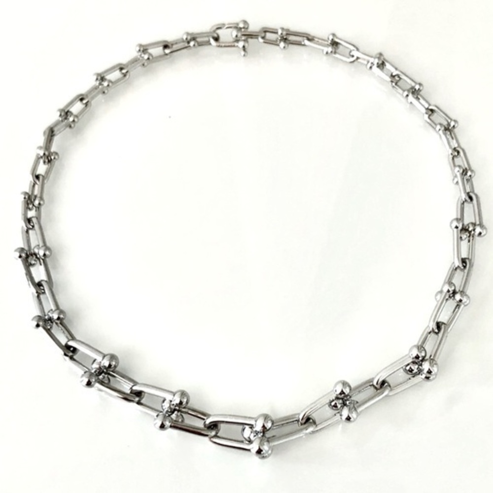 Hardware Graduated U Link Necklace